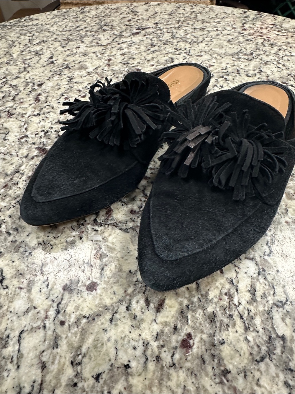Mattes Roma Black Pointed-Toe Tassel Suede Mules